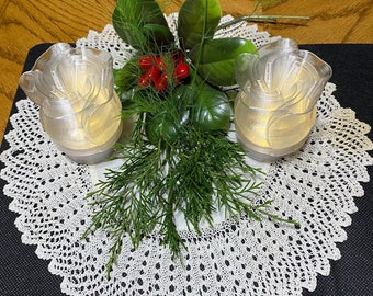 Twinkleys - Pair of Crystal 3D Printed Rosebuds - Flickering Tea Light Table Decorations - Tea Lights Included