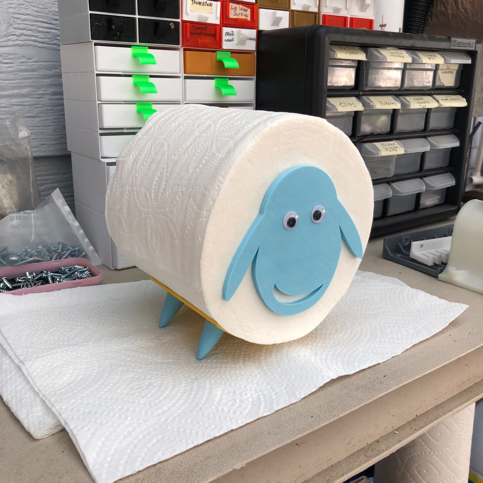 mouton rouleau papier toilette