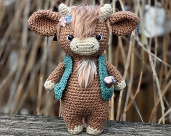 Hamish the Highland Cow Crochet Amigurumi Pattern