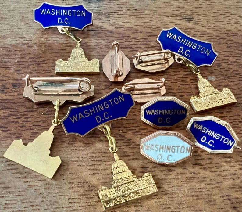 Washington Pin Vintage Washington DC Souvenir Pins: Goldtone Enamel Lapel Pins - Lot ...