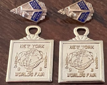 New York World’s Fair Pins and Pendant Charms Vintage 2 Enamel Pins Trylon Perisphere & 2 1964 1965 Square Goldtone Pendant Fob Collector