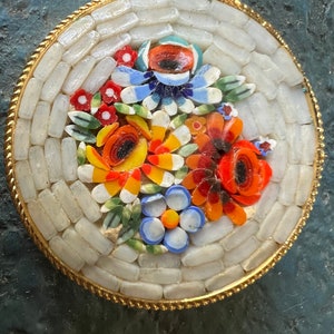 Broche Ancienne En Micro-mosaïque Italienne - Motif 2 Fleurs Multicolore - Occasion Vintage
