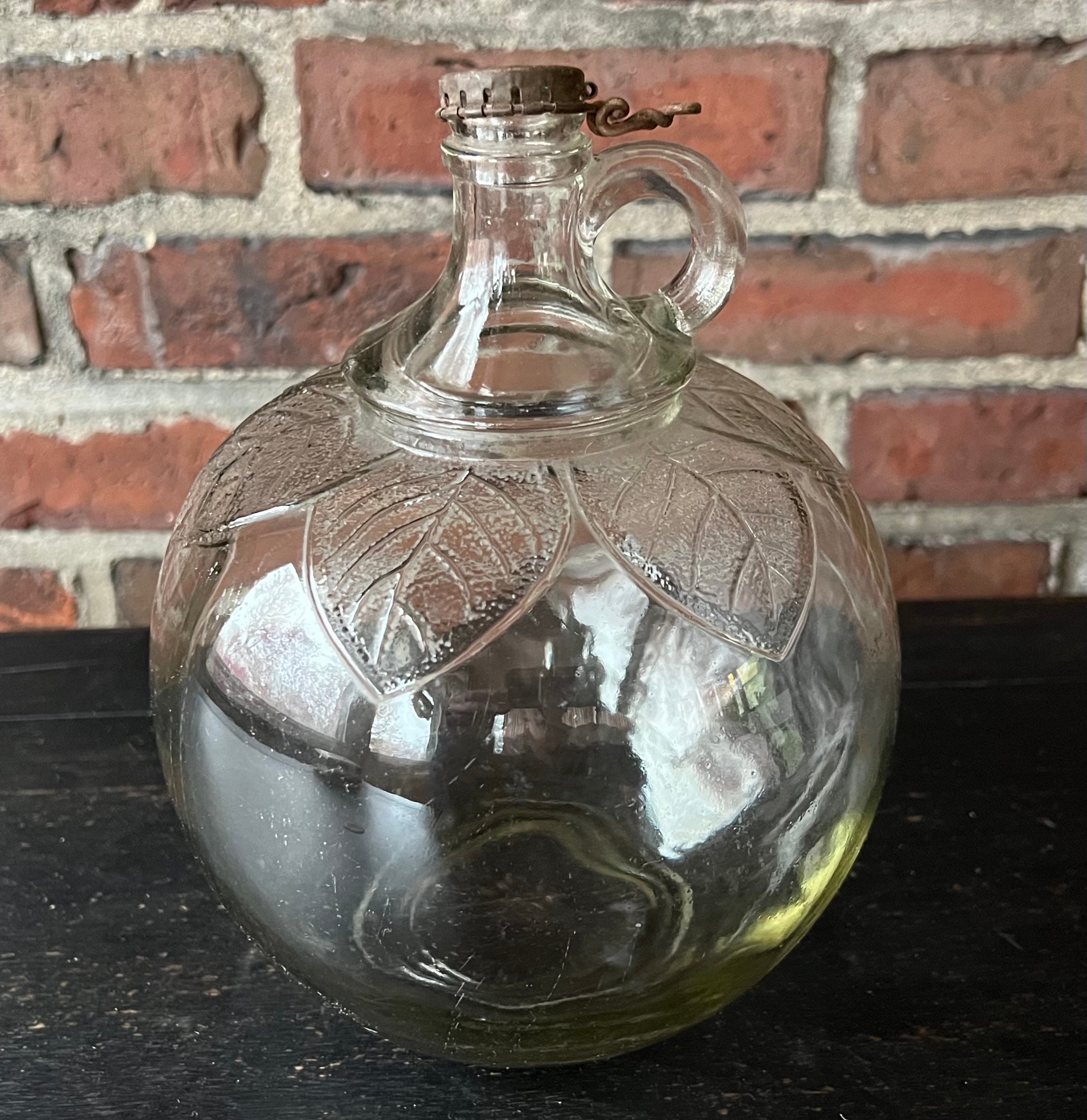 Vintage Red Apple and Orange glass juice pitcher/decanter Etched glass  handle and pour spout - Pitchers & Carafes, Facebook Marketplace