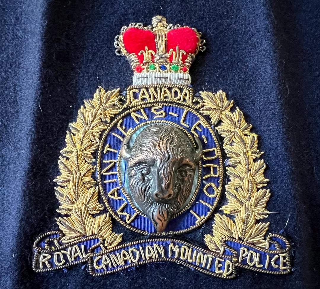 Rcmp Header RCMP Bullion Badge With Buffalo Head — Vintage Royal Canadian Mounted ...