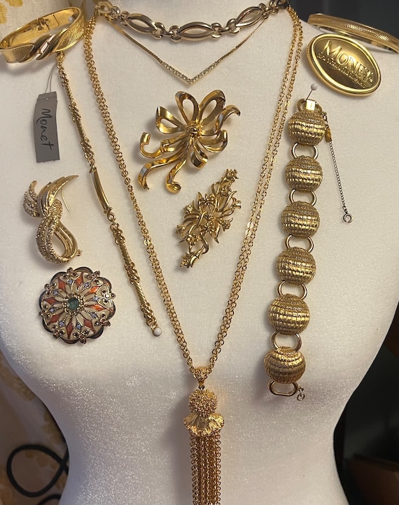 MONET JEWELRY 12 Pieces ALL Signed Monet Goldtone 3 Necklaces 4 Bracelets 5 Brooches Designer Event Insignia Pin Vintage 1950s 1980s Nice Etsy