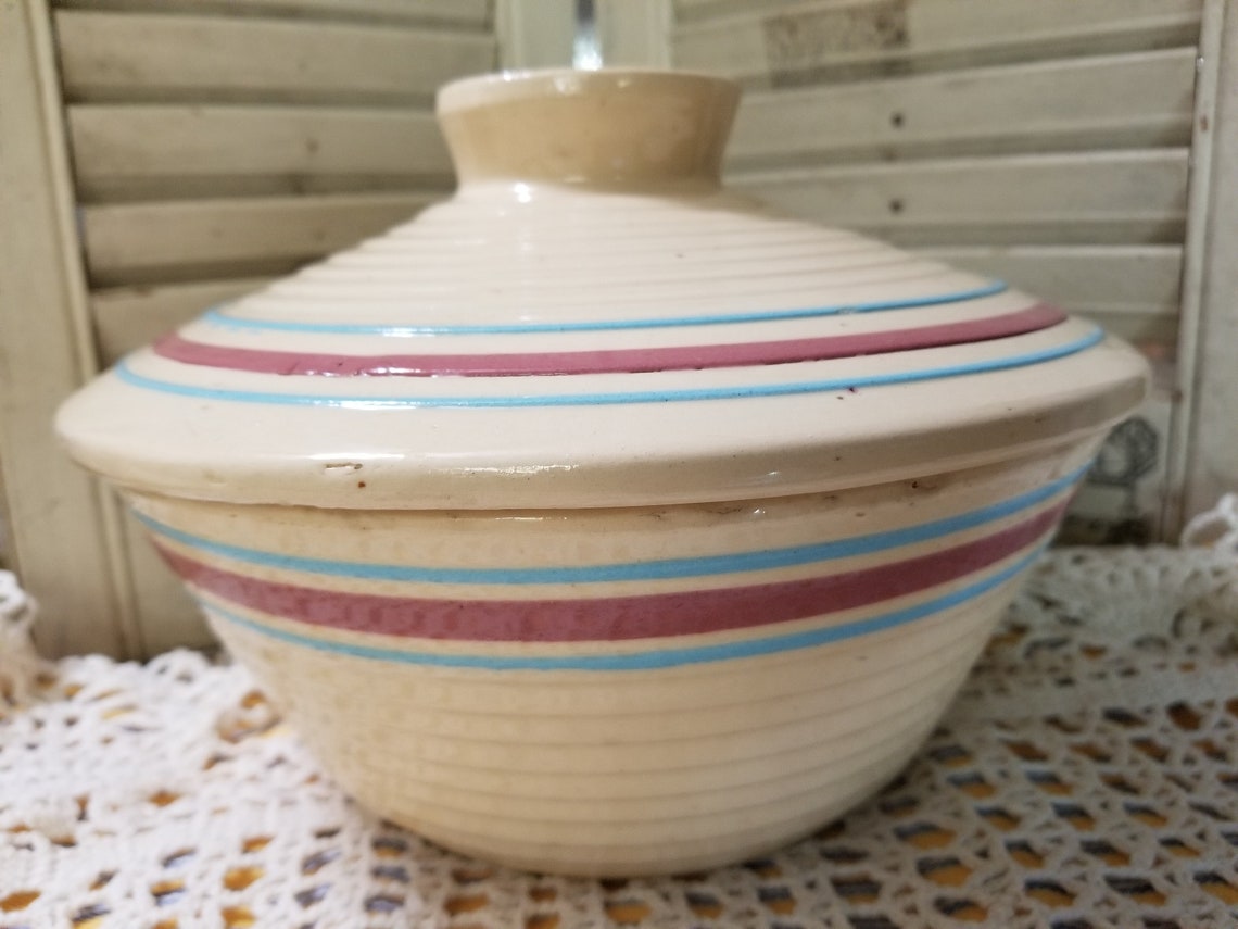 Antique Watt Bowl With Lid. This Watt Ovenware Covered Bowl Etsy