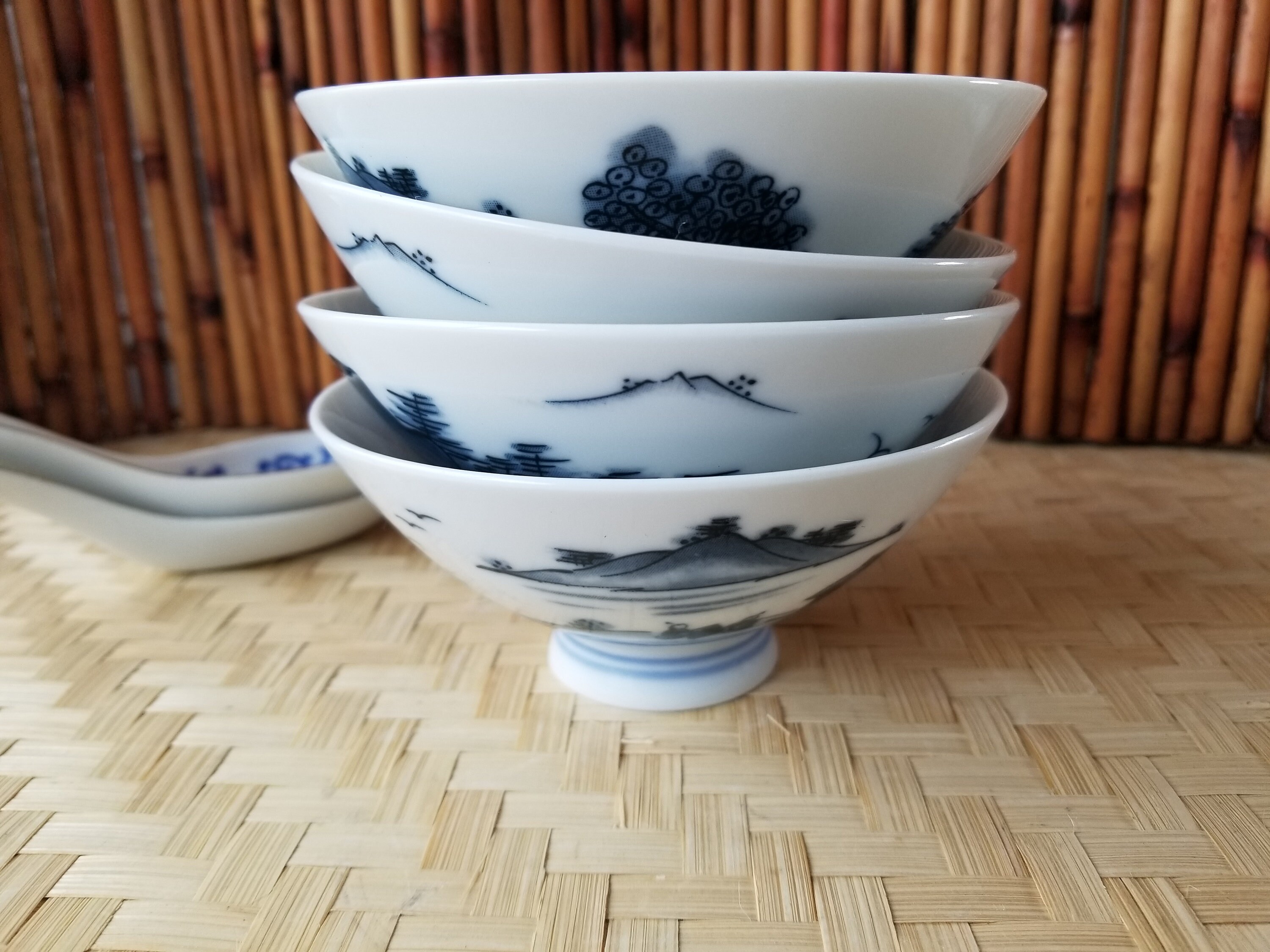 Sweet Set 4 Blue and White Pedestal Chinese Rice Bowls. These 4 Rice ...