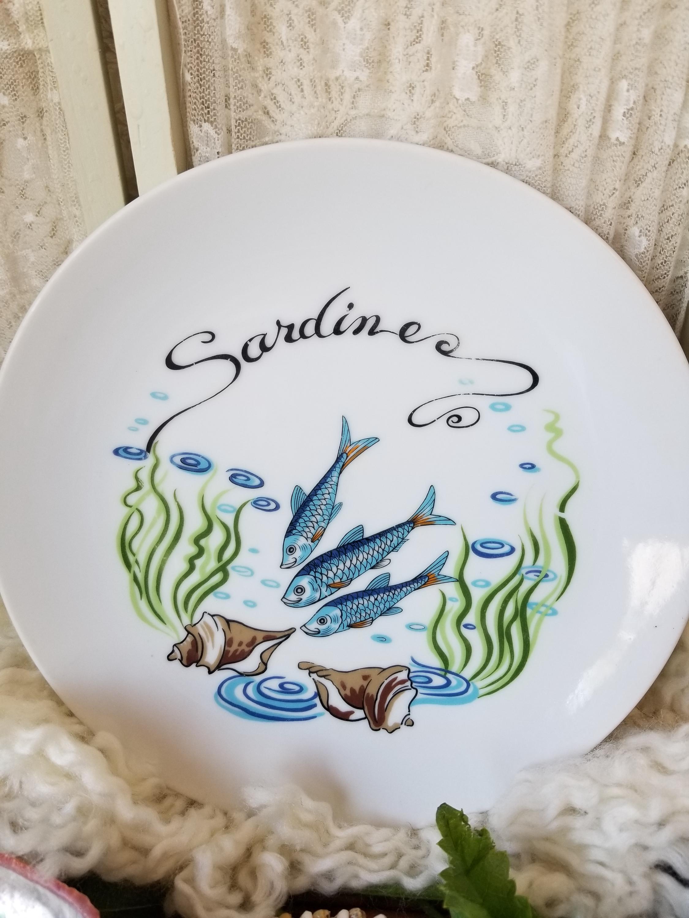 Delightful Vintage Seymour Mann Anchovy and Sardine Plate. These
