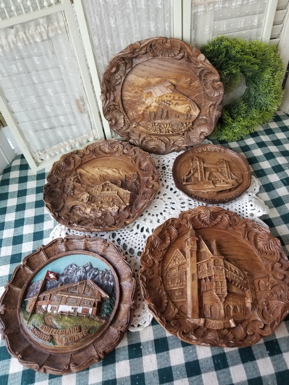 Vintage Faux Wood Raised Relief Plate Depicting Beautiful European