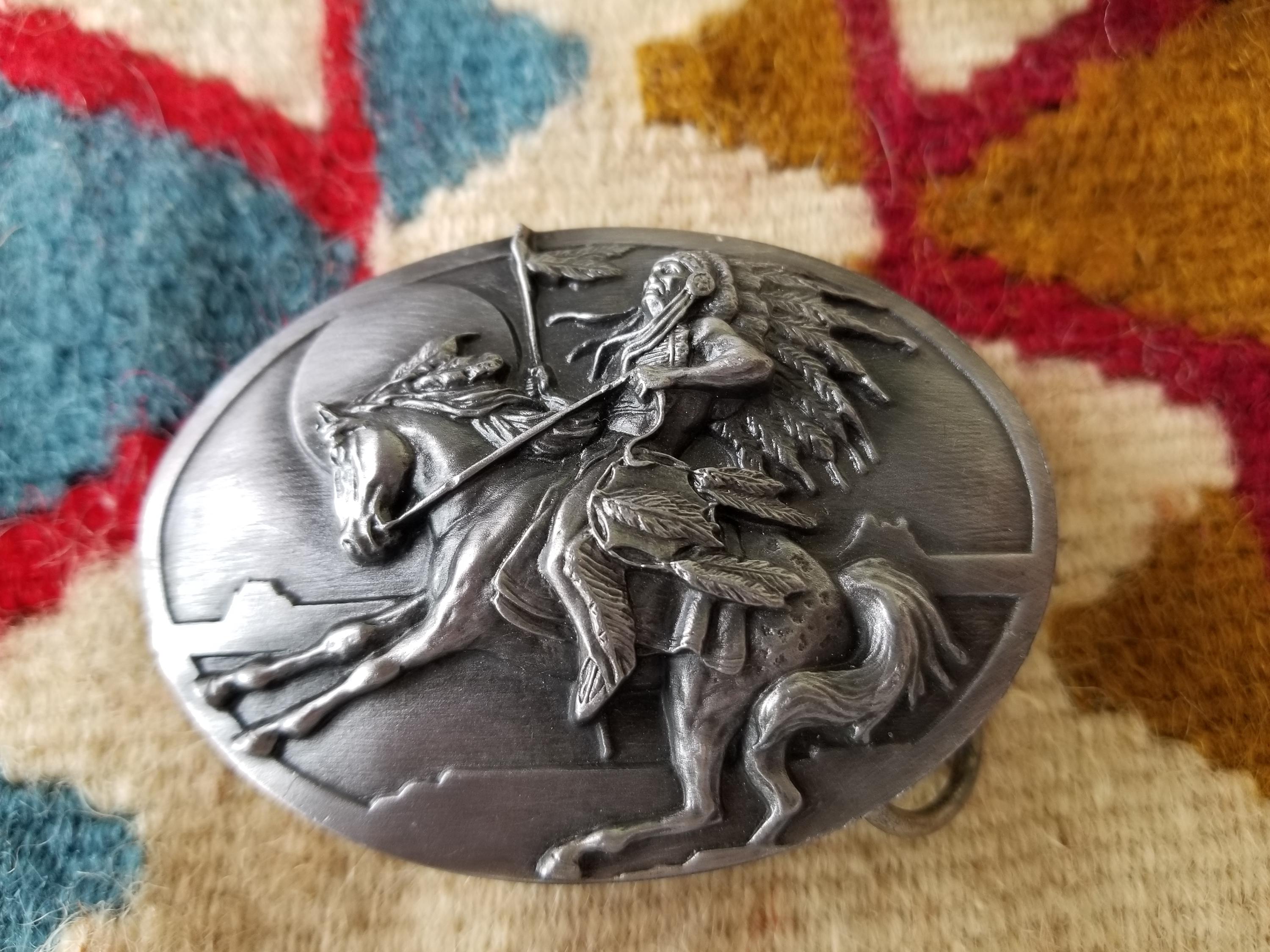 Pin up Belt Buckle - Etsy display picture 1