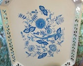 Lovely hand-painted and signed Maxey metal tray. Featuring blue and white flowers, this gorgeous Maxey tray is epic Farmhouse decor.