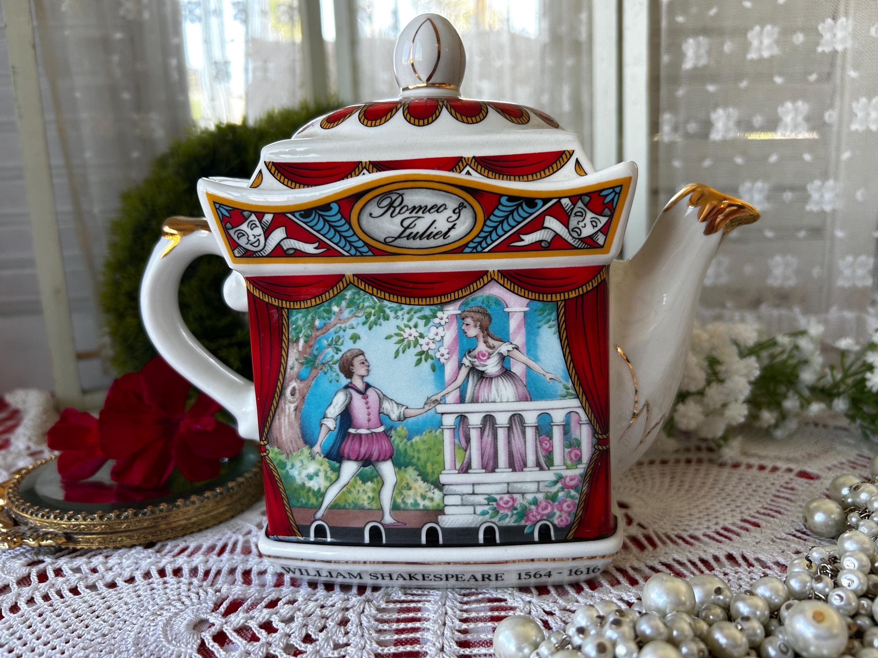GMIO23Cジェームズサドラーティーポットロミオ＆ジュリエット陶器ティーポット Sadler Romeo and Juliet Teapot - Etsy