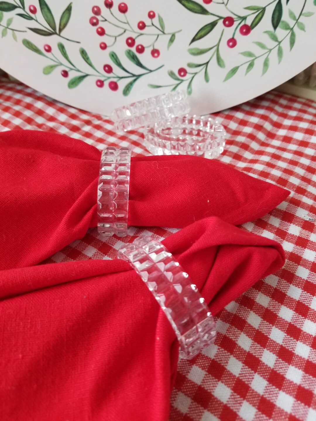 Beautiful Crystal Napkin Rings. Add a Hint of Sparkle to Your ...