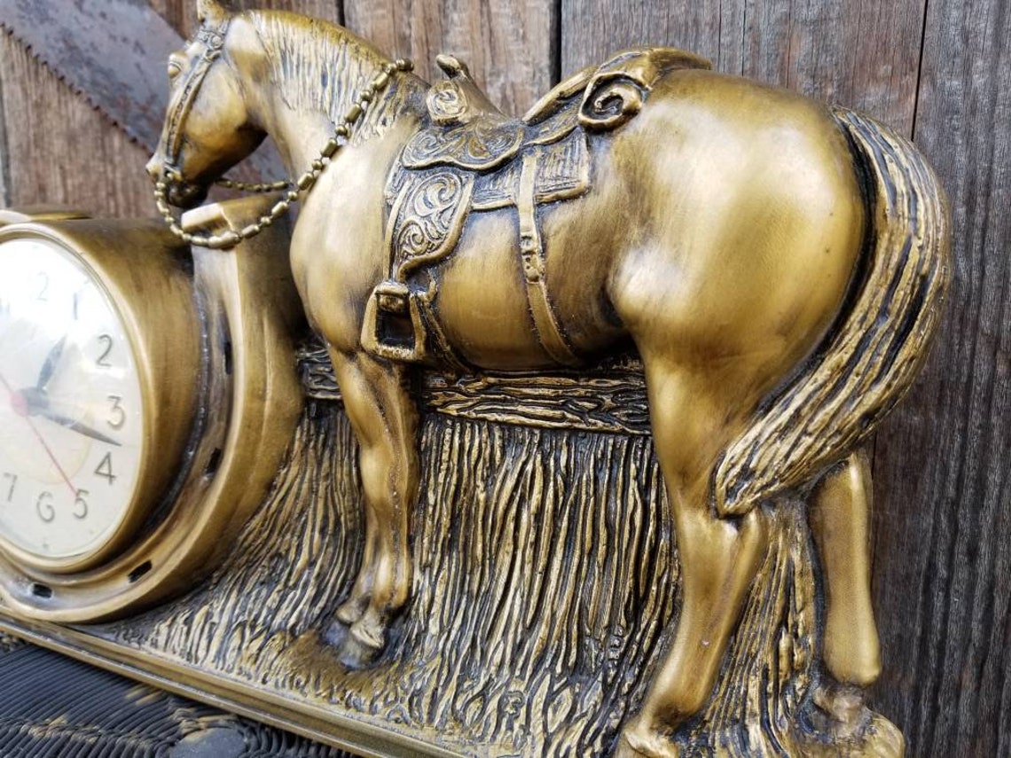 Vintage midcentury western horse clock. So much to love in Etsy