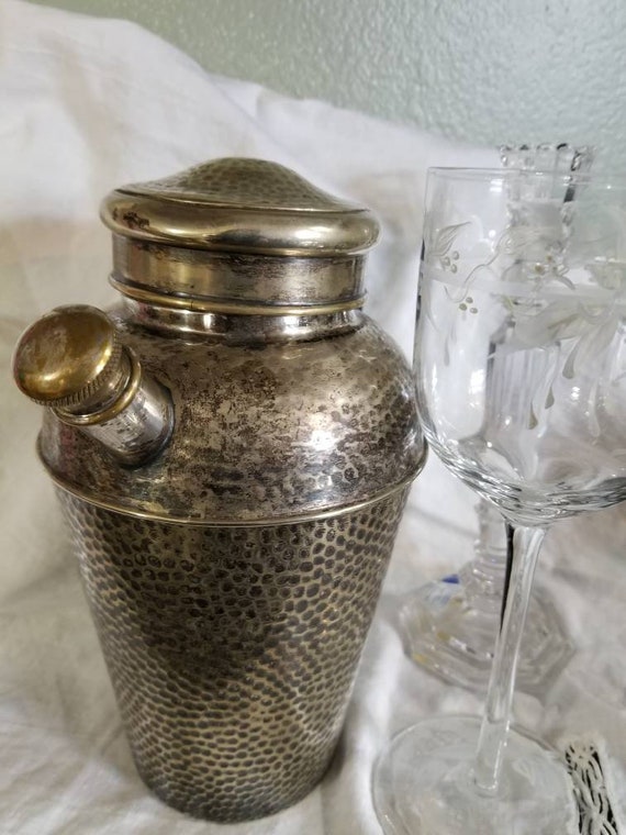 Fab Vintage Cocktail Shaker With Motor, Battery Operated Drink
