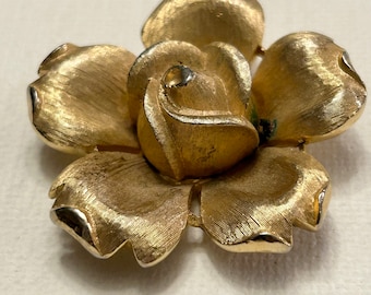 Gold Tone Vintage Trifari Floral Brooch