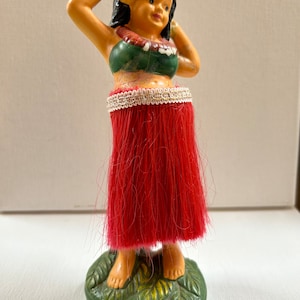 Vintage Souvenir Hawaiian Hula Dancer, Chalkware Hula Dancer