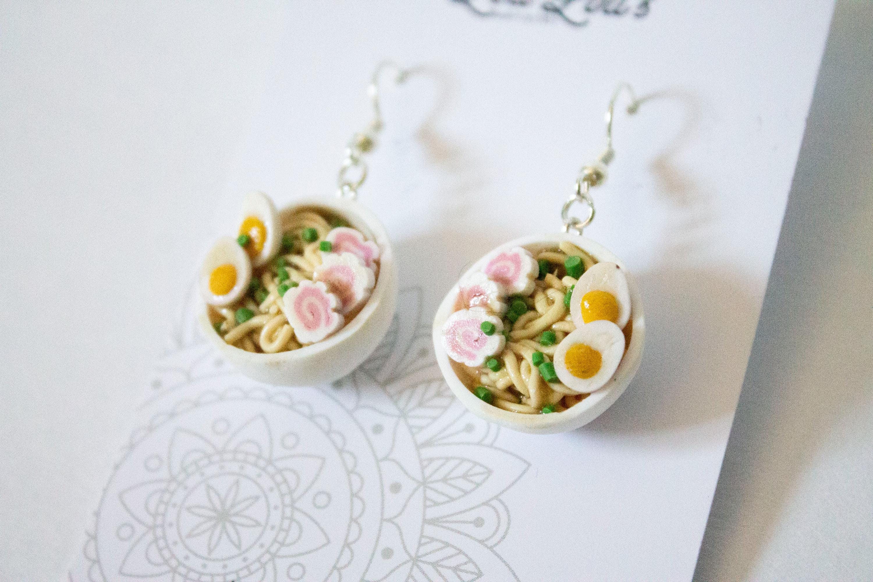 Orecchini Ramen fatti a mano: divertenti e stravaganti gioielli in pasta polimerica