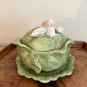 Vintage Holland Mold Cabbage Ware Ceramic Bowl - Signed & Dated 1965
