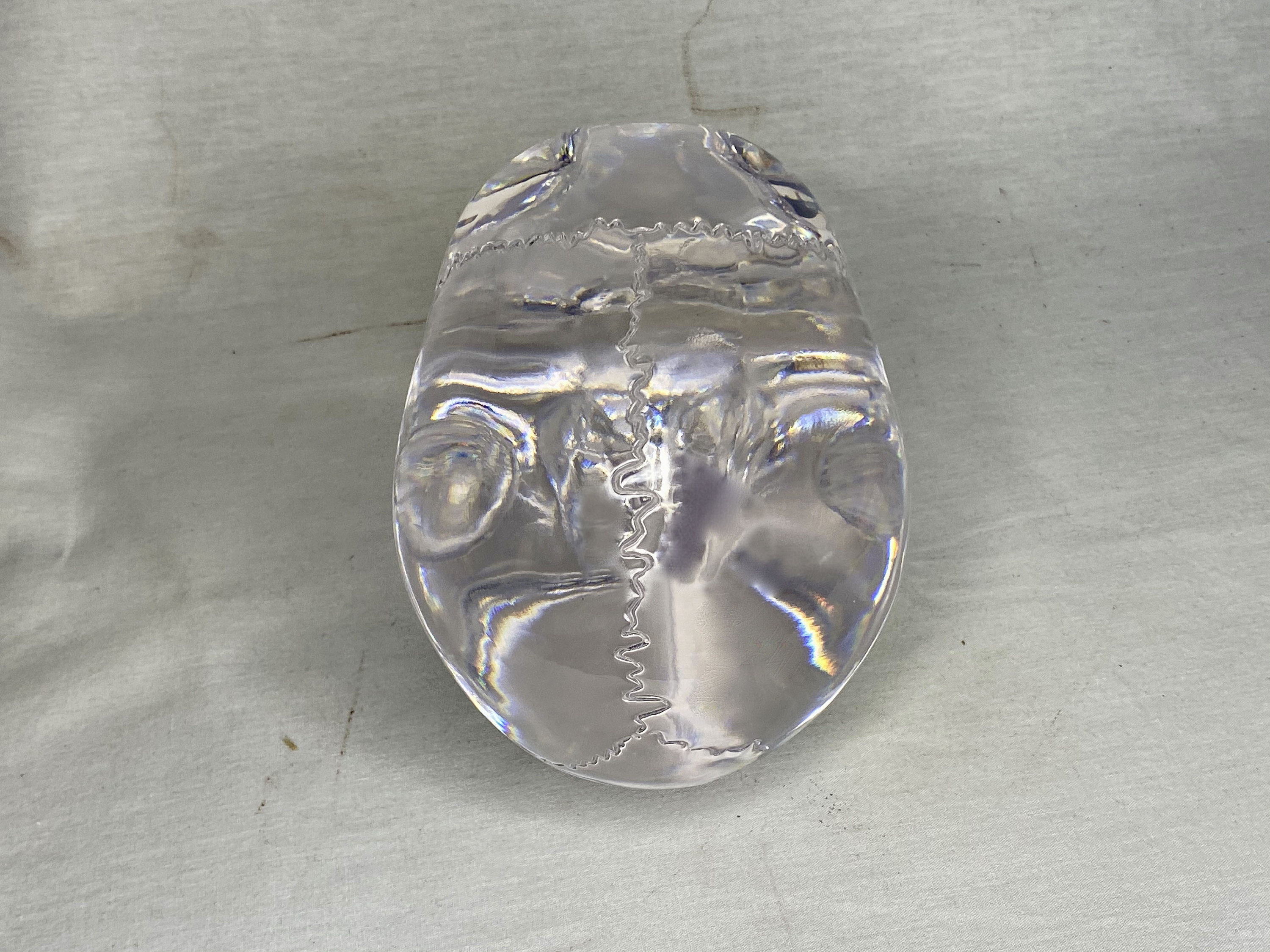 ミッチェル・ヘッジズ古代クリスタルスカルレプリカ、ソリッドアクリル