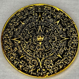 Moneta antica del calendario azteco, oro, metallo, firmata, numerata, edizione limitata