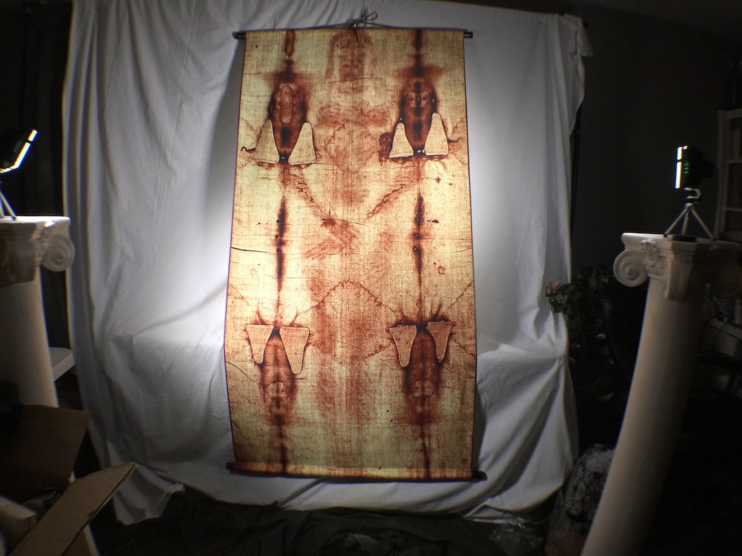 Shroud of Turin Full Size Body Sepia on Linen Cloth 6 X 3 Feet