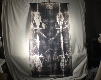 Shroud of Turin Full Size Body Negative on Linen Cloth 6 x 3 feet with Free Book, Signed, Numbered, Edition