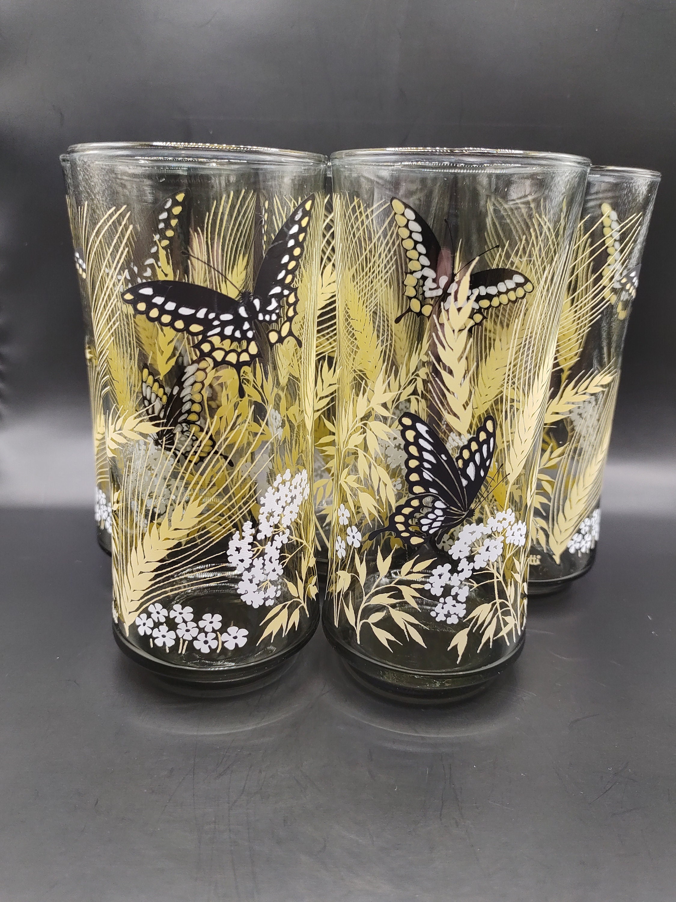 Vintage Plastic Tumblers Brown Plastic Cups With Metallic Silver  Butterflies 1970s Plastic Tumblers Butterfly Tumblers Butterfly Cup 
