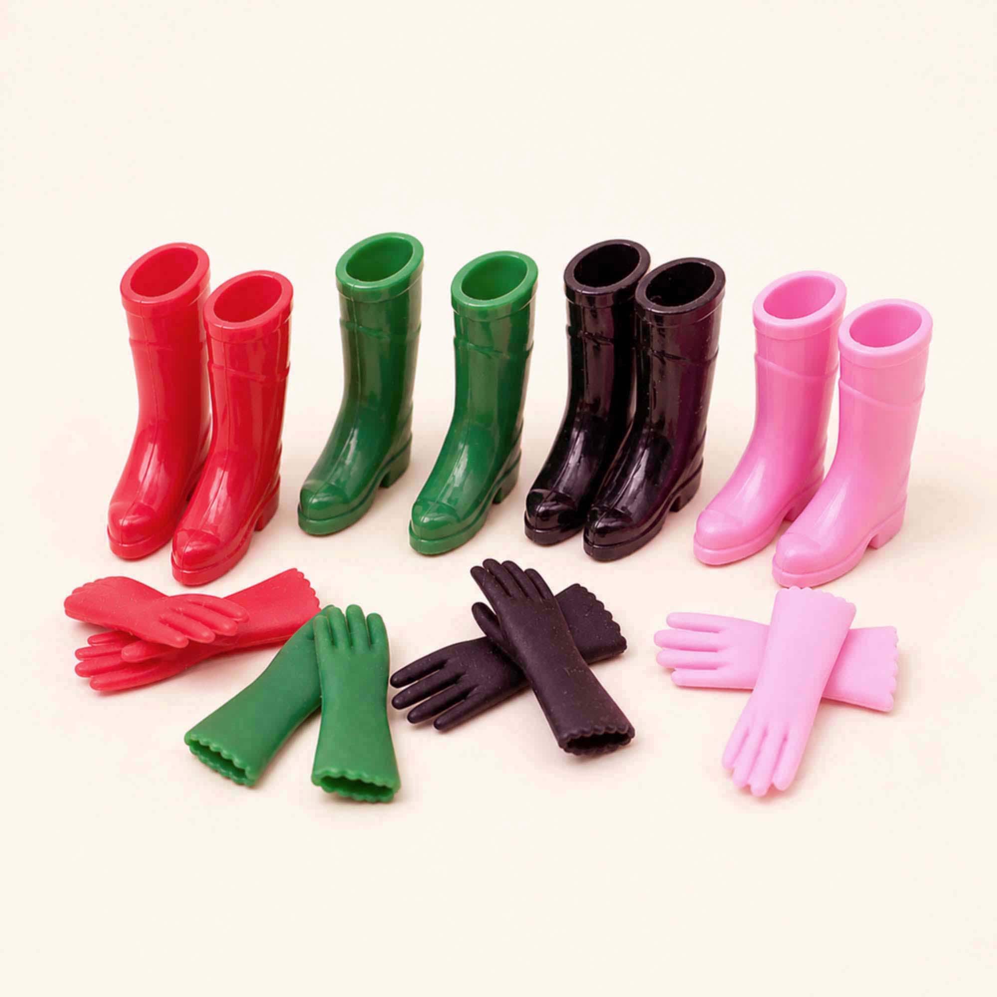SUPVOX Mini Botas de Lluvia y Guantes Simulados para Casa de Muñecas Decoración de Paisaje para Miniaturas Accesorios de Calzado de Lluvia para Juguete SUPVOX Mini Botas de Lluvia y Guantes Simulados para Casa de Muñecas Decoración de Paisaje para Miniaturas Accesorios de Calzado de Lluvia para Juguete