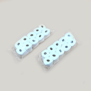 Miniatur Toilettenpapier (2er Paket) Mini Handtuchrolle Puppenhaus Miniaturen Dekoration für Zuhause Diorama Miniature
