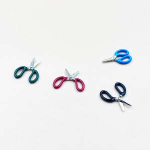 Miniature scissors 4pcs/set Miniatures Miniature office supply Dollhouse miniature home decoration Gift for her Wall decor