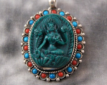 Pendant Tara ~ Turquoise Coral ~ Nepal (1376)