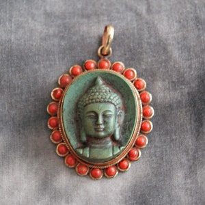 Buddha Pendant ~ Turquoise Coral ~ Original Nepal (1506)