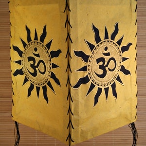 Paralume in carta Lokta ~ OM ~ Nepal (1365)