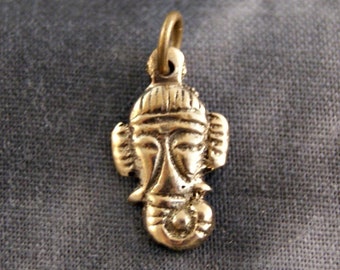 Amulet Ganesha ~ Lucky Charm ~ Pendant (1007)