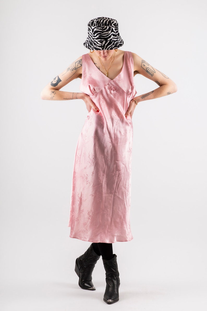 90s SILKY FLORAL Patten SLIP with Slit Detail on Side