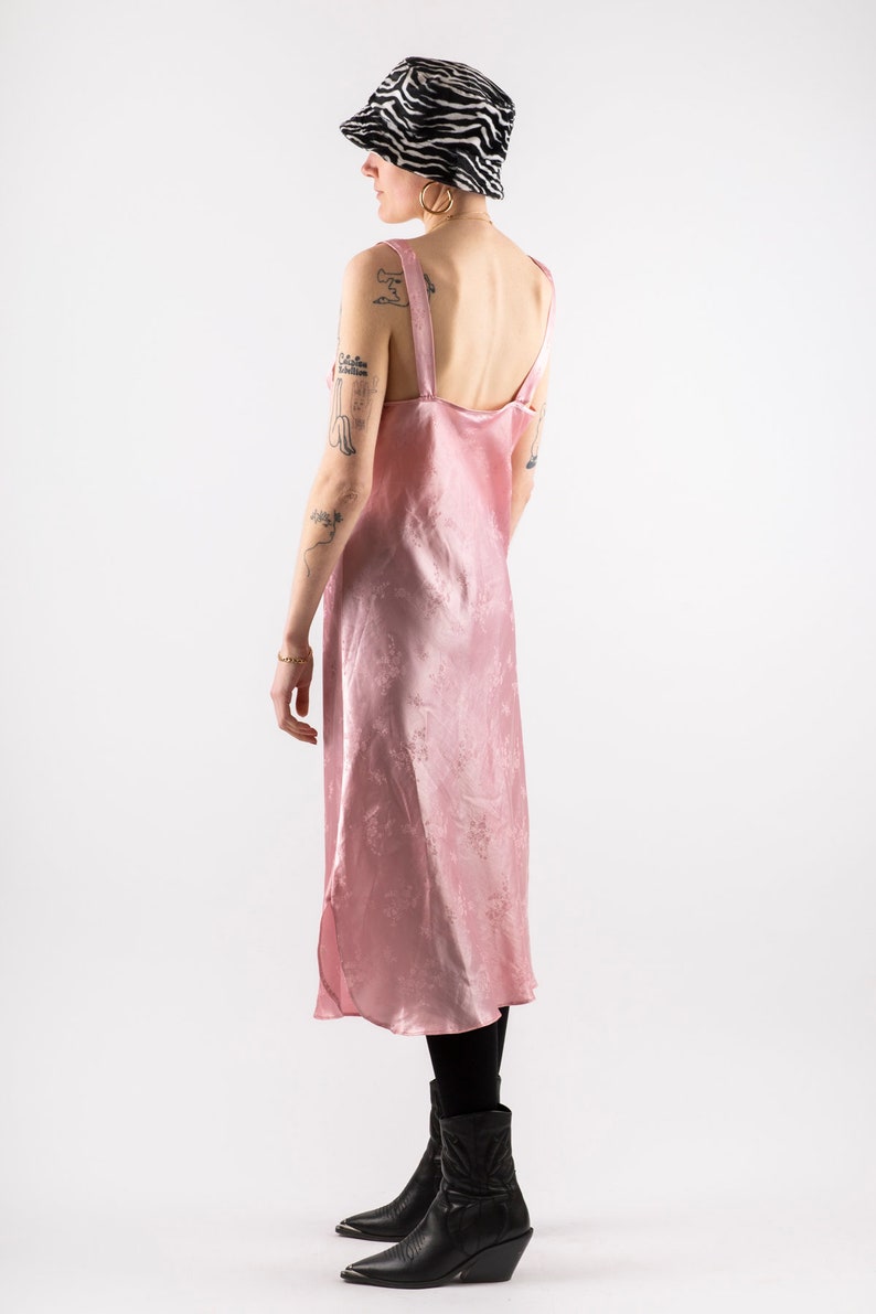 90s SILKY FLORAL Patten SLIP with Slit Detail on Side