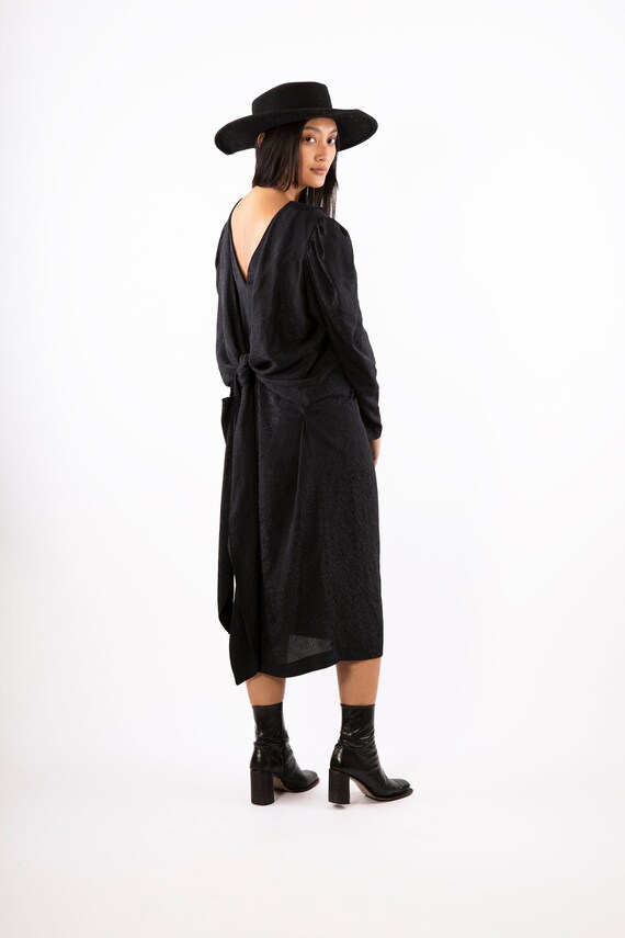 80s ROMANTIC PUFF Sleeve Deep V Back with Embossed