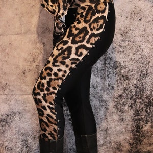 Cheetah print spandex leggings