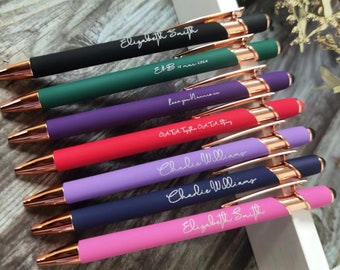 Stylo luxueux personnalisé en or rose au toucher doux, Stylo à bille caoutchouté doux au toucher, Stylo personnalisé fantaisie, Stylos cadeaux pour elle, Stylo gravé personnalisé