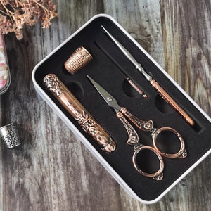 5 PCS Victorian Sewing Tool Set with Scissor Thimble, Vintage Needlework Kit,Sewing Case, Antique Embroidery Scissor, Gift for Sewing Lovers