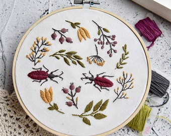 Hand Embroidery Full Kit - DIY Needlework Kit - Harvest Modern Floral Pattern - DIY Flower Embroidery Hoop Wall Art Kit-English Guide