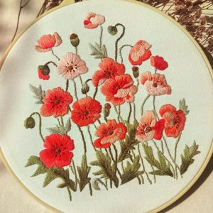 Embroidery Kit For Beginner | Modern Crewel Embroidery Kit with Pattern | Floral Embroidery Full Kit with Needlepoint Hoop| DIY Craft Kit