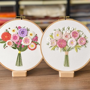 Floral Beginner Embroidery Kit - Modern Flower Plant Hand Embroidery Full Kit - DIY Floral Needlepoint Hoop Wall Art Kit