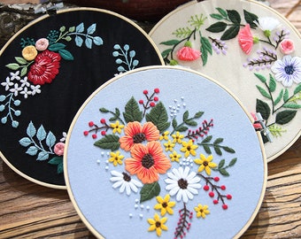 Diy Embroidery kit - Retro Floral Pattern - Flower Diy Kit-Hand Embroidery Full Kit -DIY Flower Embroidery Hoop Wall Art Kit -English Guide