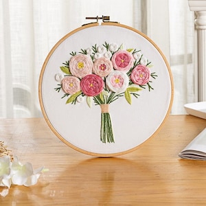 Floral Beginner Embroidery Kit Modern Flower Plant Hand Embroidery Full Kit DIY Floral Needlepoint Hoop Wall Art Kit Pattern C