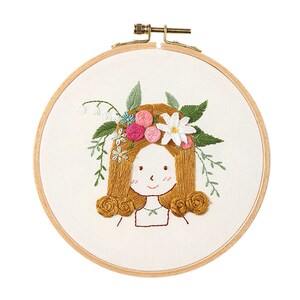 Beginner Hand Embroidery Kit - Modern Flower Girl Pattern - DIY Floral and Friend Embroidery Hoop Wall Art Full Kit
