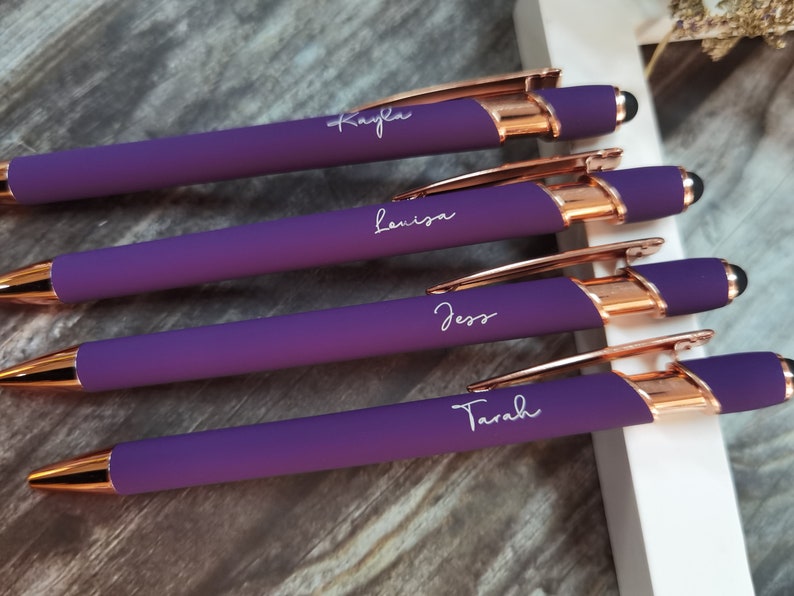 Stylo luxueux personnalisé en or rose au toucher doux, Stylo à bille caoutchouté doux au toucher, Stylo personnalisé fantaisie, Stylos cadeaux pour elle, Stylo gravé personnalisé image 5