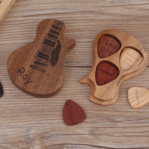 Personalized Guitar Pick Holder Storage,Custom Wooden Guitar Picks Box,Music Gift for Guitarist Musician,Wood Guitar Plectrum Organizer Case