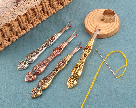 4Pcs/Set Plastic Handle Craft Thread Cutter Seam Ripper Stitch Unpicker  Sewing Tool Cross-Stitch Sewing